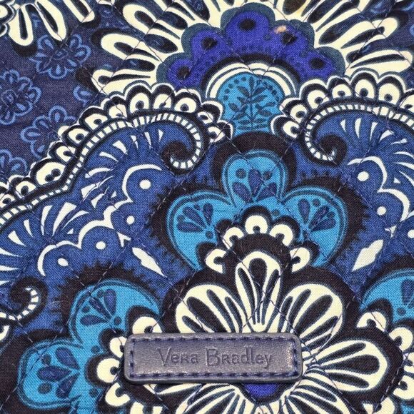 Vera Bradley Tablet Sleeve Blue Tapestry Universal Padded Women's - Picture 6 of 8